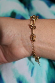 Knots Bracelet