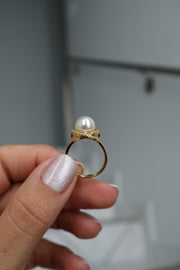 Diamonds and pearls ring