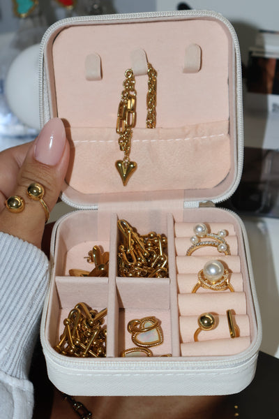 Small jewelry travel box