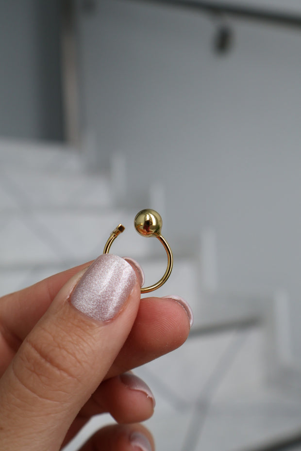 Simple but elegant ring